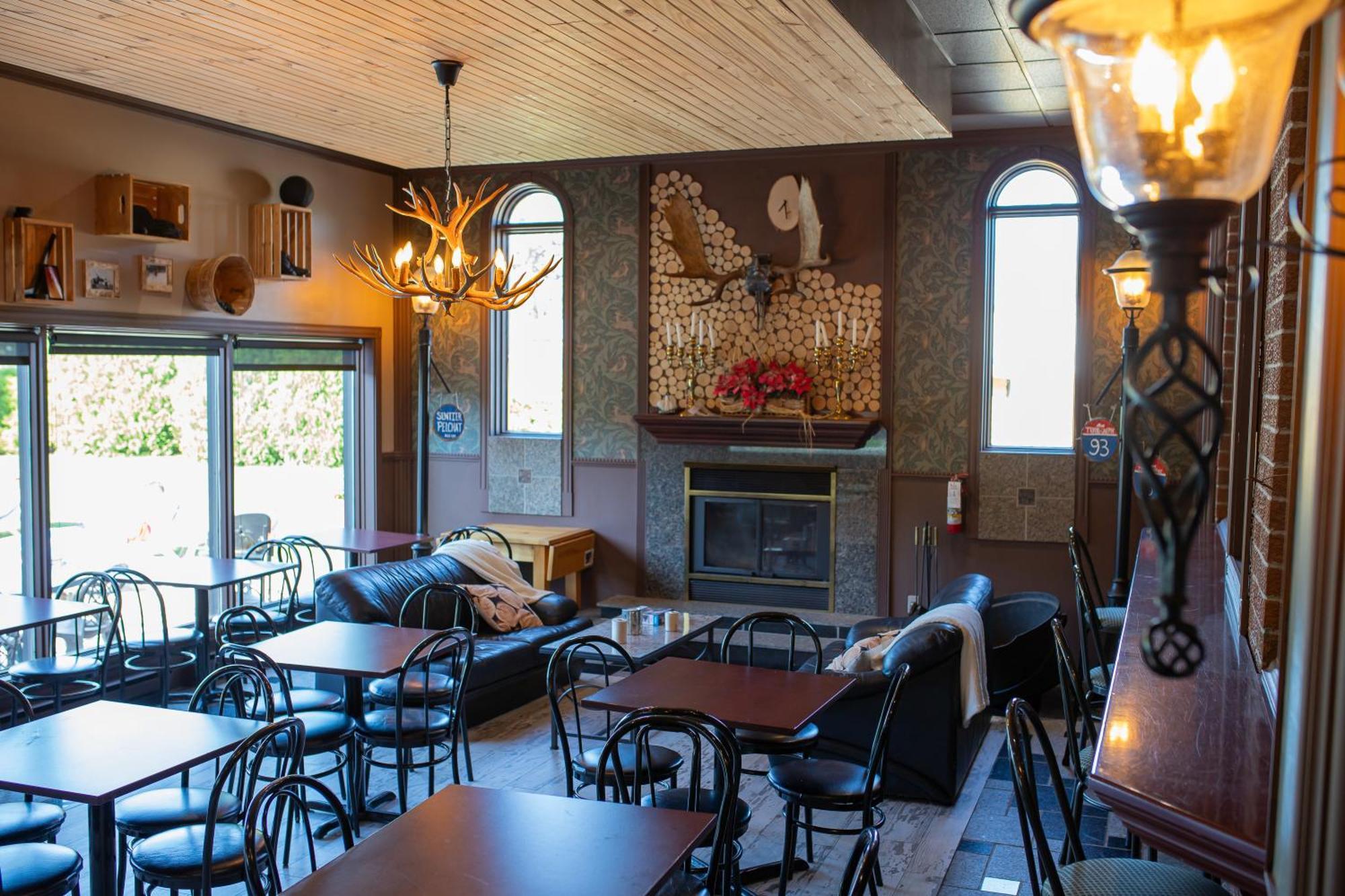 Complexe Hotelier Escoumins Les Escoumins Luaran gambar