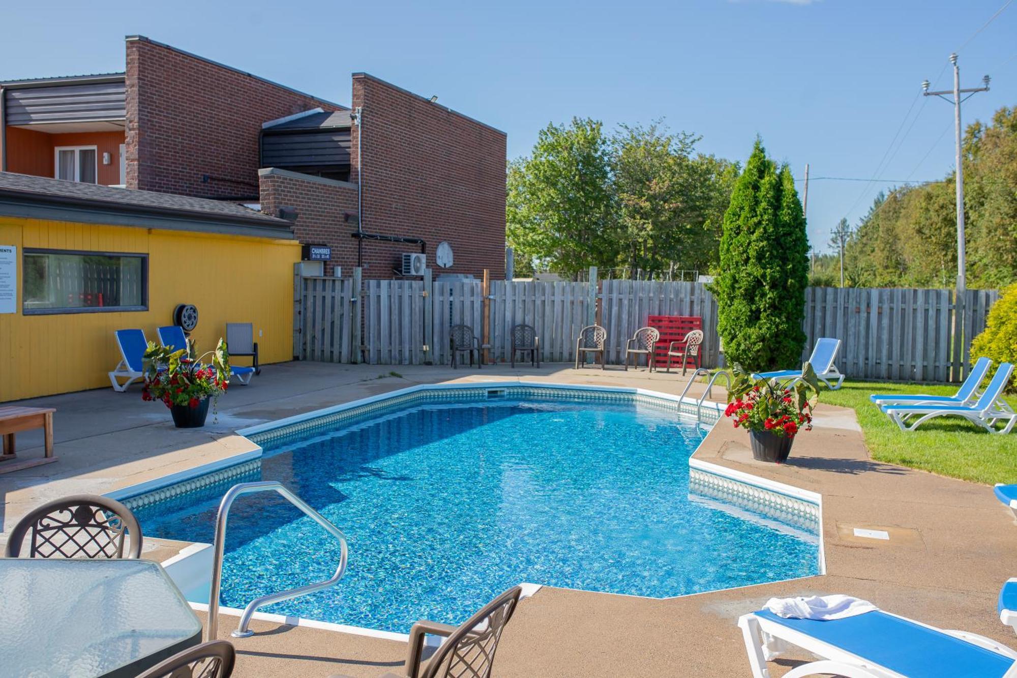 Complexe Hotelier Escoumins Les Escoumins Luaran gambar